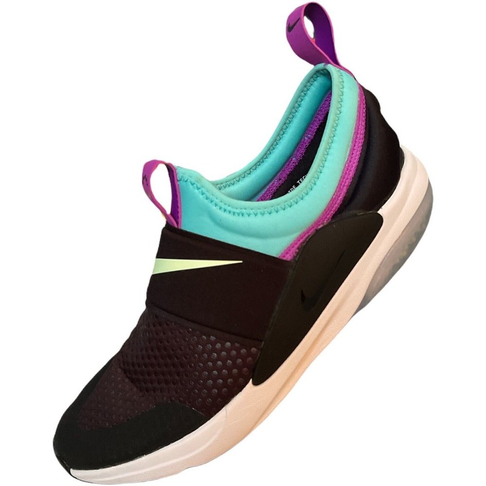 🌹Big Girl’s Sneakers Size 7Y Nike Joyride Nova-Girls Shoes Black Aurora Green